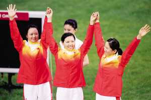 张娟娟在北京奥运会领奖台上