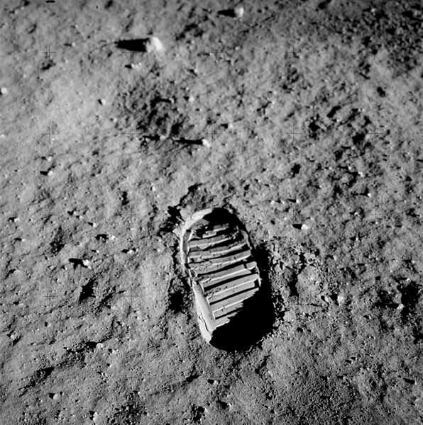 奥尔德林在月球上的脚印