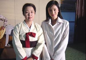 洪英姬与中国演员徐筠