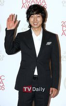 李承孝在2009年MBC演技大赏颁奖典礼