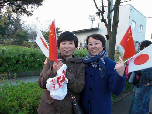 王海燕老师在日本参加境外奥运圣火传递活动