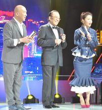 刘尊主持北京电视台音乐节目《新歌来啦》