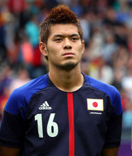 代表日本国家队参加东亚杯