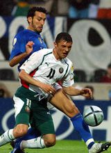 意大利2-1保加利亚 赞布罗塔推倒拉扎洛夫