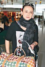 韩君婷正式告别香港娱乐圈，返新加坡定居
