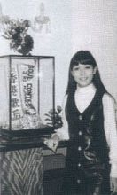 森森获得「香港歌后」荣衔。