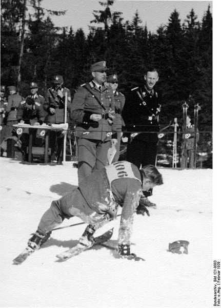 海德里希在奥地利著名滑雪胜地基茨比厄尔