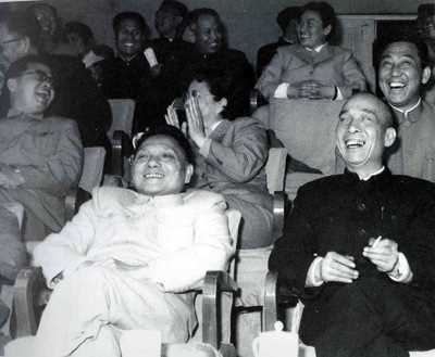 邓小平、李富春在北京工人体育场（1959年）