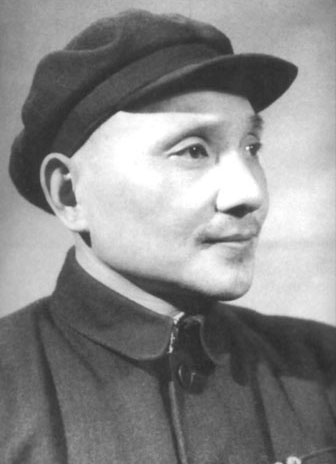 初任政务院副总理时的邓小平（1952年）