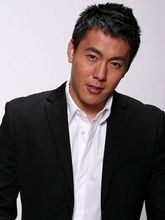 2007年中国首席男模康俊龙